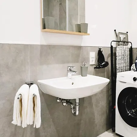 Loreley Am Rhein, Moderne & Vollausgestatte 40qm, Kueche, Netflix, Wm *